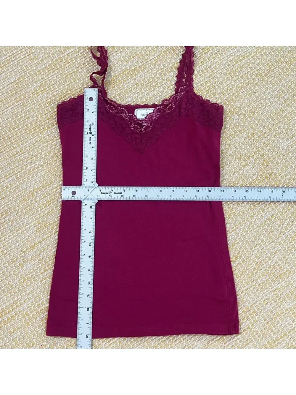 rue21 Women's Burgundy Solid Lace Trim Spaghetti Strap Camisole Top Size L - Picture 4 of 4